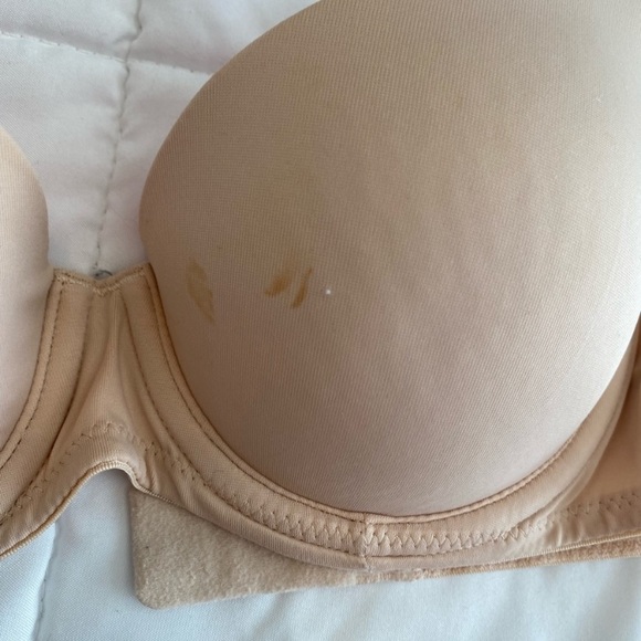 Two Victoria’s Secret bras size 32B - Picture 6 of 7